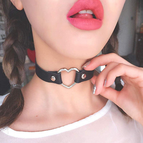 Heart Leather Adjustable Choker